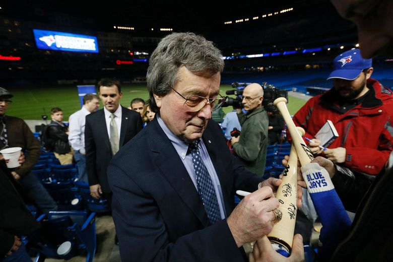 Blue Jays president Paul Beeston begins the end of an era with home ...