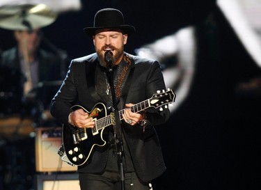 Zac Brown performs during the 2015 Rock and Roll Hall of Fame Induction Ceremony in Cleveland, Ohio April 18, 2015. REUTERS/Aaron Josefczyk