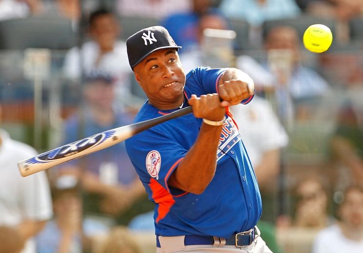 Bernie Williams of the New York Yankees bats during a 2002 MLB