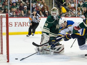 St. Louis Blues forward David Backes scores a goal on Minnesota Wild goalie Devan Dubnyk during Game 3 of the first round of the 2015 NHL playoffs at Xcel Energy Center on April 22, 2015. (Brace Hemmelgarn/USA TODAY Sports)