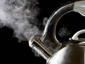 Boiling water.

(Fotolia)