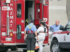 A city committee approved a plan to donate used equipment from the Winnipeg Fire Department. (BRIAN DONOGH/WINNIPEG SUN FILE PHOTO)