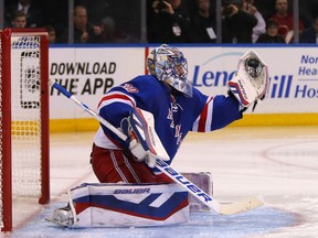 New York Rangers goalie Henrik Lundqvist makes a save during last night’s game against the Washington Capitals at MSG. (USA TODAY SPORTS)