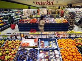 France wants grocers to cut down on food waste by selling unsold produce on discount, giving it to charity or using it as compost or animal feed. (Reuters file photo)