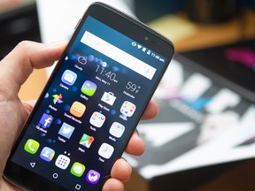 Alcatel OneTouch Idol 3. (Matt Day/Postmedia Network)