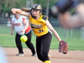 Lexi Templeman, pitcher with the Mitchell Bantam girls, lets fly a pitch to the plate during opening night action of Mitchell Fastballfest Thursday, May 28 at Keterson Park. The Hornets lost a 13-12 decision. ANDY BADER/MITCHELL ADVOCATE