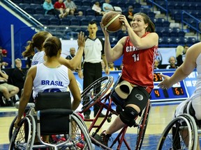 Londoner Darda Sales at the 2014 Women’s World Wheelchair Basketball Championship in Toronto (photo courtesy Wheelchair Basketball Canada).