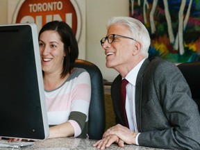 CSI’s Ted Danson chats online with Toronto Sun readers with the help of the Sun’s Irene Thomaidis at the Sun’s King St. E. office yesterday.