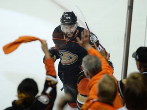 Anaheim Ducks centre Nate Thompson celebrates after scoring a goal against the Chicago Blackhawks during the third period in Game 1 of the Western Conference Final of the NHL playoffs at Honda Center on May 17, 2015. (Kelvin Kuo-USA TODAY Sports)