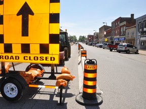 Construction on the north side of Ontario Road began this week, with preliminary work and the erection of fences taking place from St. David to St. George Streets last week. ANDY BADER/MITCHELL ADVOCATE