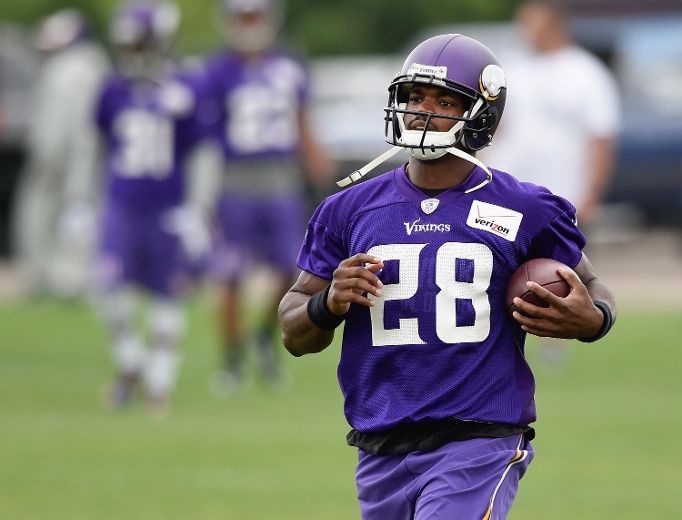 Vikings lock Adrian Peterson into long-term deal - The San Diego  Union-Tribune