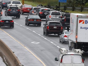 Motorists are pictured Sunday on the Don Valley Parkway. (MICHAEL PEAKE, Toronto Sun)