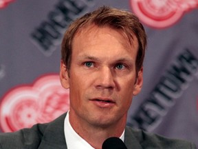 Detroit Red Wings defenceman Nicklas Lidstrom announces his retirement from NHL hockey during a news conference at Joe Louis Arena in Detroit, Michigan May 31, 2012.  REUTERS/Rebecca Cook