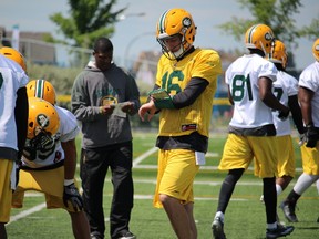 Matt Nichols checks out his play options as he's ready to step in as the Eskimos starting quarterback (Mitch Goldenberg, Postmedia Network).