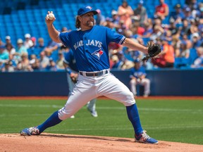 R.A. Dickey went six solid innings on Saturday against the Rays, only to receive a no-decision after leaving the game with a 2-1 lead. (USA Today Sports)