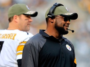 Pittsburgh Steelers coach Mike Tomlin looks on from the sideline during NFL action against the New York Jets at MetLife Stadium on November 9, 2014 in East Rutherford, N.J. (Alex Trautwig/Getty Images/AFP)