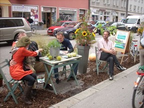 Beautiful plants and flowers at Kropfhamer and Blütenkorb's parking lot. (http://parkingday.org/)
