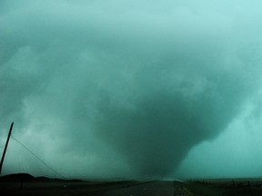 f2 tornado
