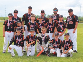 Drayton Valley Mosquito team wins Silver in Provincials