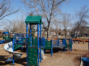 Many new Alberta schools could be without playgrounds (EDMONTON SUN/File)