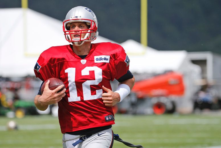 Yahoo's Dan Wetzel on Tom Brady: A close reading