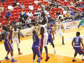 Canada’s Andrew Nicholson (shooting) has struggled in the Tuto Marchand Cup so far, scoring just three points in three games. (Jose Jimenez Tirado/FIBA Americas)