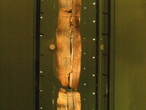 Shigir Idol. (Wikimedia Commons/Владислав Фальшивомонетчик/HO)