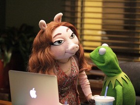Kermit the Frog with new lady Denise. (ABC photo)