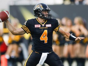 Hamilton Tiger-Cats quarterback Zach Collaros throws the ball against the B.C. Lions during CFL play in Hamilton August 15, 2015. (REUTERS/Mark Blinch)