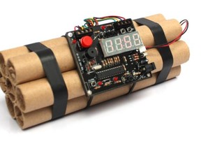 A 15-year-old boy tried to carry a clock which looks like a bomb on to a Vancouver-bound plane at Pearson airport. While the pictured item is not the exact device, Peel police tweeted the image to provide an example of what it looked like. (PEEL REGIONAL POLICE)