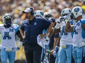 Toronto Argonauts head coach Scott Milanovich looks on as his team plays the Hamilton Tiger-Cats during the first half of their CFL football game in Hamilton September 7, 2015. (REUTERS/Mark Blinch)