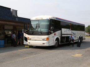 Greyhound is cutting the number of trips it makes between Winnipeg and Brandon. (John Lappa/Postmedia Network file photo)