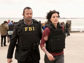 (l-r) Sullivan Stapleton as Kurt Weller, Jaimie Alexander as Jane Doe. (Photo by: Virginia Sherwood/NBC)