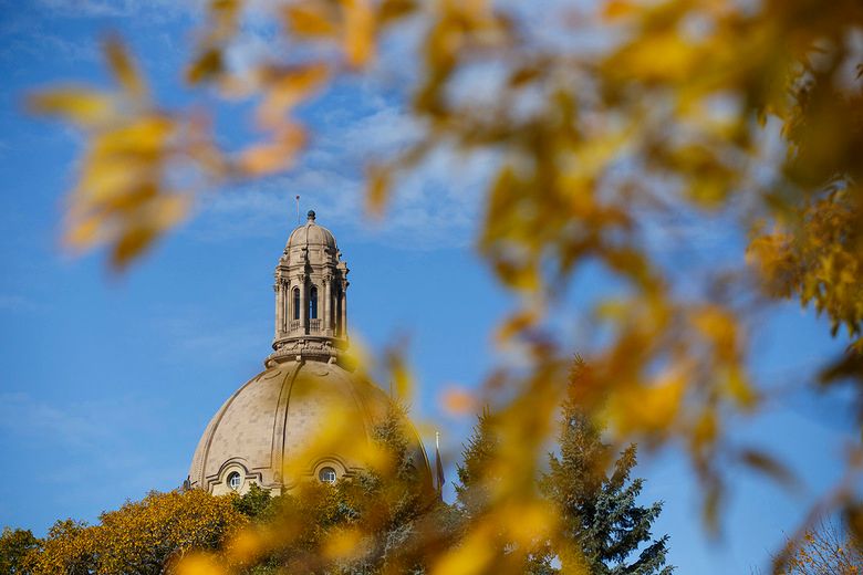 Inflatable birth pools to be featured at Alberta Legislature rally