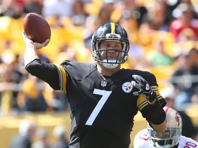 Steelers quarterback Ben Roethlisberg finished with 369 passing yards and three passing TDs. (USA TODAY SPORTS/PHOTO)