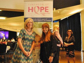 Keith Dempsey/For The Sudbury Star
Canadian radio personality Maureen Holloway and Tannys Laughren, executive director of the Northern Cancer Foundation, attend the Luncheon of Hope on Friday.