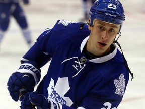Shawn Matthias said a meeting with new Maple Leafs coach Mike Babcock over the summer helped him make the decision to sign with Toronto. (Dave Abel/Toronto Sun)