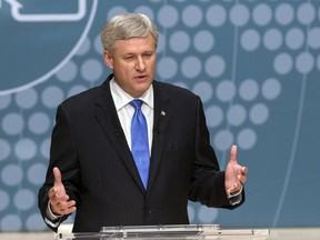 Conservative Leader Stephen Harper takes part in the Munk Debate on foreign affairs, in Toronto, on Monday, Sept. 28, 2015. REUTERS/Nathan Denette/POOL