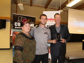 Renée-Anne Paquette, President of the Northeastern Ontario Recreation Assocation and Terry Vachon, Director of Community Services of Cochrane presents Dave Joanis (middle) a NeORA Distinction Award for his leadership in the successful advancement of recreation and healthy active living