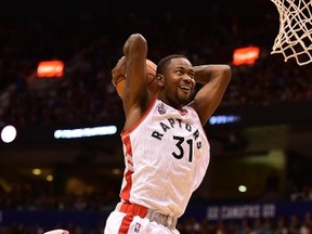 Raptors’ Terrence Ross throws down a dunk against the Clippers in Vancouver on Sunday. (USA Today Sports)