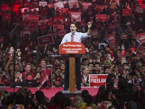 Liberal leader Justin Trudeau speaks at a campaign rally in Brampton, Ontario, Canada October 4, 2015.  Canadians will go to the polls for a federal election on October 19.  REUTERS/Mark Blinch