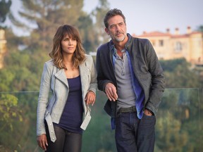 Halle Berry plays Molly Woods and Jeffrey Dean Morgan as JD Richter in "Extant." (Sonja Flemming/CBS)