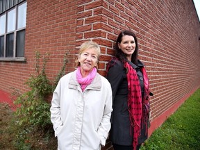 Gino Donato/The Sudbury Star
Arthemise Camirand-Peterson and Michelle Black, co-chairs of the New Sudbury Community Action Network for Ward 12, stand in front of St. Andrew School last Tuesday.