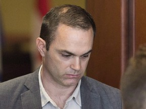 Guy Turcotte leaves the courthouse in Saint-Jerome, Que., Monday, September 14, 2015. (THE CANADIAN PRESS/Graham Hughes)