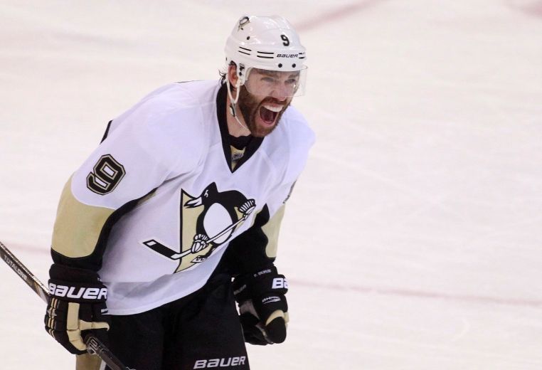 Pascal Dupuis returns to Penguins a year after injury, blood clots