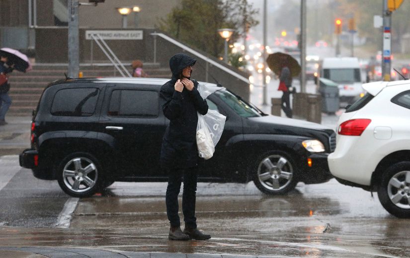 More than a dozen pedestrians struck in rainy Toronto | Toronto Sun