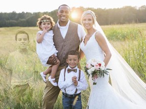 Bride honours late son by adding him to wedding photo.(Photo courtesy: Facebook/Brandy Angel Photography)