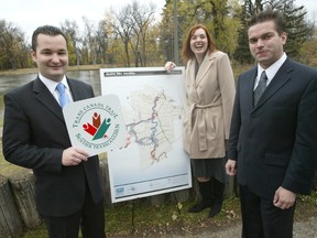Politicians in Winnipeg show a portion of the Trans Canada Trail in this file photo. (Postmedia Network Files)