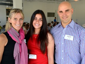 Left to Right: Theresa Carriere, Ghadeir Madlol and Jamie Clark. (Photo courtesy
Sue Reeve)