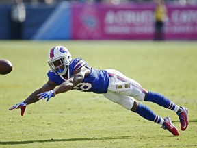Percy Harvin of the Buffalo Bills dives for the ball against the Tennessee Titans at Nissan Stadium on October 11, 2015 in Nashville. (Joe Robbins/Getty Images/AFP)